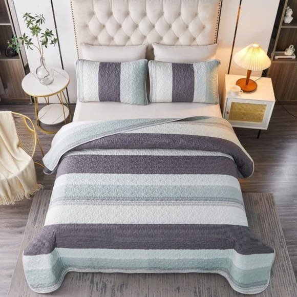 New 3 Pieces Blue Striped Alternative  Quilted Bedding Set - Picture 1 of 12